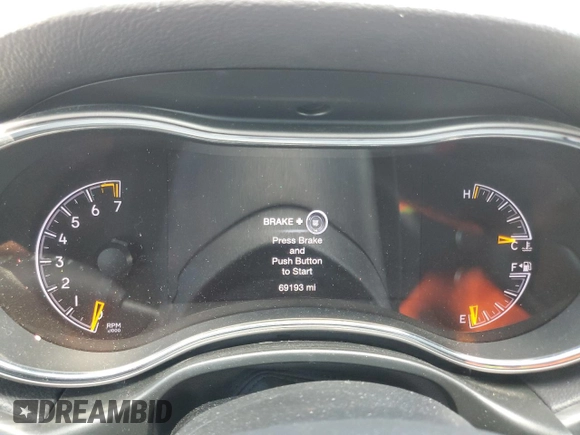 2021 Jeep Grand Cherokee Laredo E with VIN 1C4RJEAG5MC543796, listed as a Copart auction lot 53106015 with 69,193 mi miles and Salvage title. Bid and sale history available at DreamBid. Image 9.