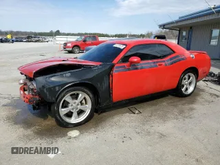 2010 Dodge Challenger R/T Classic z VIN 2B3CJ5DT7AH142517, wystawiony jako Copart lot #47276375 z przebiegiem 193 015 mil mil oraz Szkoda całkowita • Salvage title. Historia ofert i sprzedaży dostępna na DreamBid. Obrazek 1.
