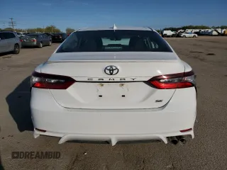2024 Toyota Camry SE with VIN 4T1G11AK8RU244062, listed as a Copart auction lot 53911585 with 15,921 mi miles and Clean Title. Bid and sale history available at carsss.com. Image 6.