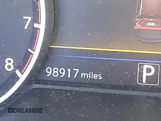 2017 Nissan Murano Platinum z VIN 5N1AZ2MG3HN173938, wystawiony jako IAAI lot #41405867 z przebiegiem 98 917 mil mil oraz . Historia ofert i sprzedaży dostępna na DreamBid. Obrazek 15.