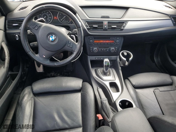 2014 BMW X1 sDrive28i with VIN WBAVM1C54EVW50271, listed as a Copart auction lot 46509015 with 138,545 mi miles and Salvage Title. Bid and sale history available at carsss.com. Image 8.