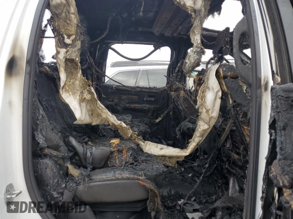 2020 Ram 3500 Laramie with VIN 3C63R3EL2LG241749, listed as a Copart auction lot 43317665 with 0 mi miles and Salvage Title. Bid and sale history available at carsss.com. Image 10.