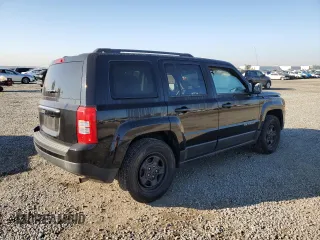 2016 Jeep Patriot Sport z VIN 1C4NJPBA0GD505766, wystawiony jako Copart lot #46627555 z przebiegiem 87 959 mil mil oraz Szkoda całkowita • Salvage title. Historia ofert i sprzedaży dostępna na DreamBid. Obrazek 3.