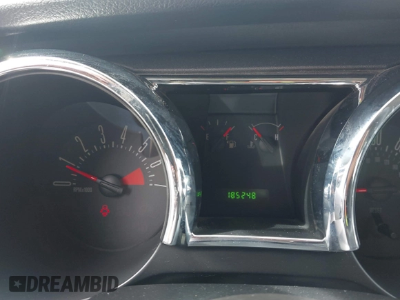 2005 Ford Mustang Deluxe with VIN 1ZVFT80N855189337, listed as a IAAI auction lot 41836962 with 185,248 mi miles. Bid and sale history available at carsss.com. Image 7.