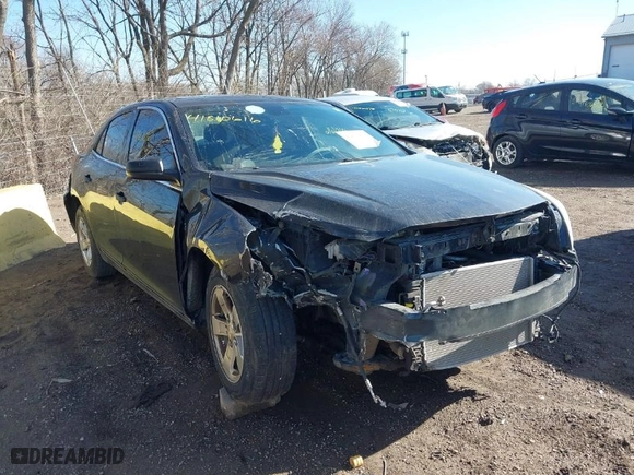 2015 Chevrolet Malibu LS with VIN 1G11A5SL1FF118417, listed as a IAAI auction lot 41810616 with 199,831 mi miles. Bid and sale history available at carsss.com. Image 1.