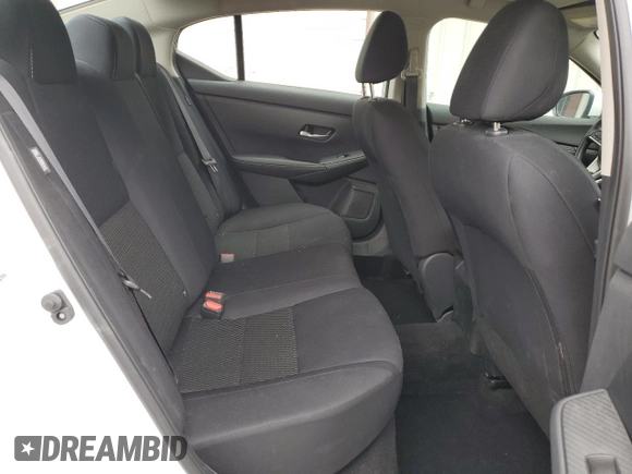 2022 Nissan Sentra S z VIN 3N1AB8BV2NY295222, wystawiony jako Copart lot #51172315 z przebiegiem 68 380 mil mil oraz Czysty tytuł • Clean title. Historia ofert i sprzedaży dostępna na DreamBid. Obrazek 10.