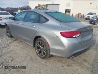 2016 Chrysler 200 S z VIN 1C3CCCBB1GN161818, wystawiony jako IAAI lot #41790359 z przebiegiem 136 416 mil mil oraz . Historia ofert i sprzedaży dostępna na DreamBid. Obrazek 3.