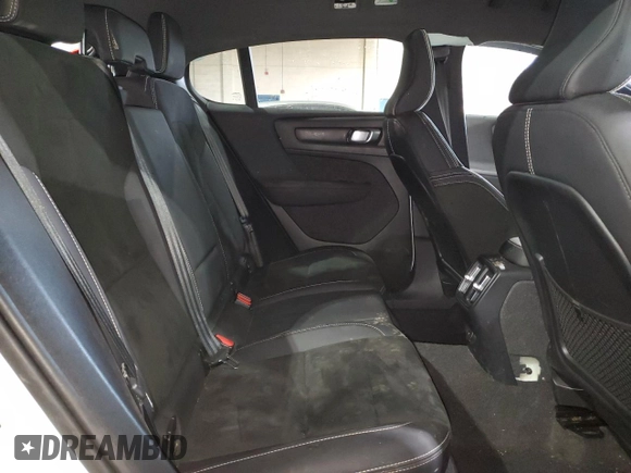 2023 Volvo C40 Plus с VIN YV4ED3GL9P2065842, выставлен на аукционе Copart как лот 43950185 с пробегом 50 690 миль миль и На запчасти • Non repairable. История ставок и продаж доступна на DreamBid. Изображение 11.