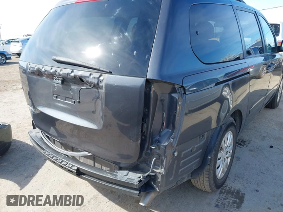 2012 Kia Sedona LX with VIN KNDMG4C7XC6475511, listed as a IAAI auction lot 41845131 with 132,023 mi miles. Bid and sale history available at carsss.com. Image 19.
