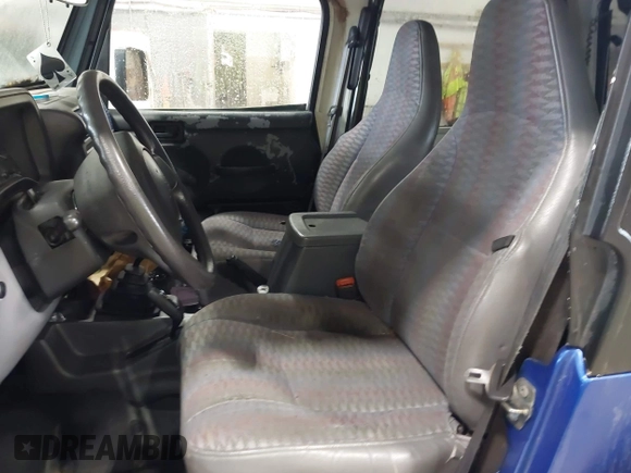 1998 Jeep Wrangler SE with VIN 1J4FY29PXWP769503, listed as a IAAI auction lot 42535360 with 94,634 mi miles and . Bid and sale history available at DreamBid. Image 5.
