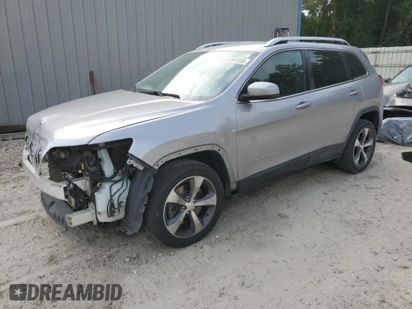2019 Jeep Cherokee Limited z VIN 1C4PJLDB9KD185010, wystawiony jako Copart lot #57264935 z przebiegiem 121 747 mil mil oraz Szkoda całkowita • Salvage title. Historia ofert i sprzedaży dostępna na DreamBid. Obrazek 1.
