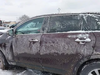 2019 Kia Sorento LX V6 with VIN 5XYPGDA5XKG569320, listed as a IAAI auction lot 41299982 with 115,407 mi miles. Bid and sale history available at carsss.com. Image 14.
