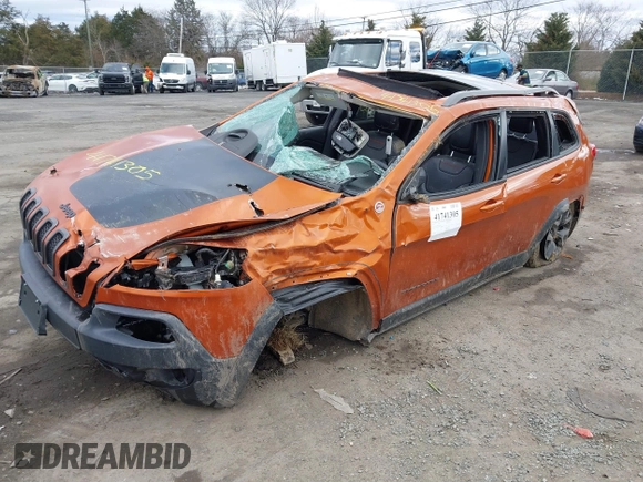 2015 Jeep Cherokee Trailhawk z VIN 1C4PJMBS9FW750858, wystawiony jako IAAI lot #41741305 z przebiegiem Nie podano mil oraz . Historia ofert i sprzedaży dostępna na DreamBid. Obrazek 2.