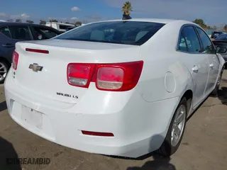 2015 Chevrolet Malibu LS with VIN 1G11B5SL3FF109540, listed as a IAAI auction lot 41478036 with 173,205 mi miles. Bid and sale history available at carsss.com. Image 4.