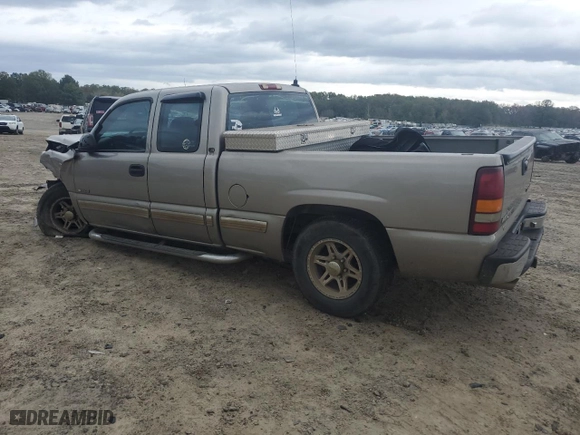 2002 Chevrolet Silverado 1500 LT with VIN 2GCEC19T921165231, listed as a Copart auction lot 80653194 with 0 mi miles and Salvage Title. Bid and sale history available at carsss.com. Image 2.