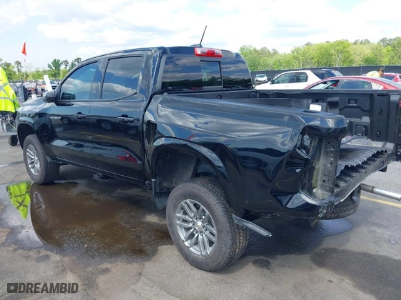 2024 Chevrolet Colorado 2WD LT with VIN 1GCPSCEK1R1210800, listed as a IAAI auction lot 41999697 with 6,124 mi miles. Bid and sale history available at carsss.com. Image 3.