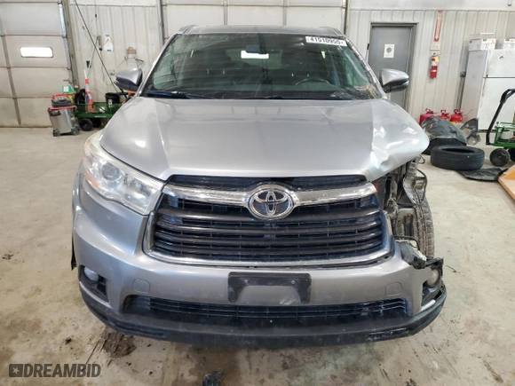 2014 Toyota Highlander XLE with VIN 5TDKKRFH4ES007946, listed as a Copart auction lot 41510955 with 166,432 mi miles and Salvage Title. Bid and sale history available at carsss.com. Image 5.