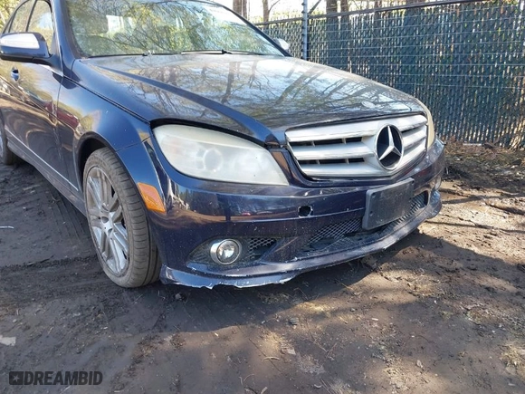 2009 Mercedes-Benz C-Class 3.0L Sport with VIN WDDGF54X19R074723, listed as a IAAI auction lot 42006997 with 149,700 mi miles. Bid and sale history available at carsss.com. Image 6.