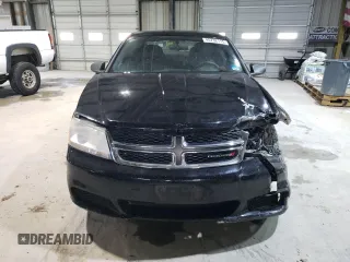 2014 Dodge Avenger SE z VIN 1C3CDZABXEN224381, wystawiony jako Copart lot #45732115 z przebiegiem 166 519 mil mil oraz Szkoda całkowita • Salvage title. Historia ofert i sprzedaży dostępna na DreamBid. Obrazek 5.