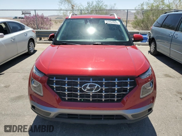 2021 Hyundai Venue SEL z VIN KMHRC8A34MU082055, wystawiony jako Copart lot #57457655 z przebiegiem 47 981 mil mil oraz Szkoda całkowita • Salvage title. Historia ofert i sprzedaży dostępna na DreamBid. Obrazek 5.