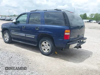 2002 Chevrolet Tahoe LT z VIN 1GNEC13Z52R284289, wystawiony jako IAAI lot #42258446 z przebiegiem 194 503 mil mil oraz . Historia ofert i sprzedaży dostępna na DreamBid. Obrazek 3.