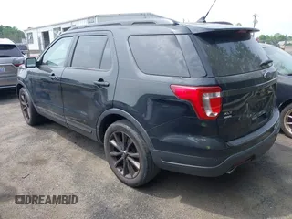 2018 Ford Explorer XLT with VIN 1FM5K7D85JGC38939, listed as a IAAI auction lot 42094891 with 122,399 mi miles and . Bid and sale history available at DreamBid. Image 3.