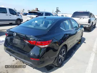2020 Nissan Sentra SV z VIN 3N1AB8CV7LY270036, wystawiony jako IAAI lot #42323645 z przebiegiem 68 099 mil mil oraz . Historia ofert i sprzedaży dostępna na DreamBid. Obrazek 4.