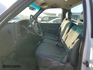 2002 Chevrolet Silverado 1500 LS with VIN 1GCEC14V42Z193471, listed as a Copart auction lot 88780995 with 103,793 mi miles and Salvage Title. Bid and sale history available at carsss.com. Image 7.