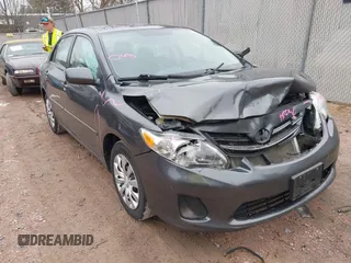 2013 Toyota Corolla L with VIN 2T1BU4EEXDC934686, listed as a IAAI auction lot 42074981 with 167,577 mi miles. Bid and sale history available at carsss.com. Image 1.