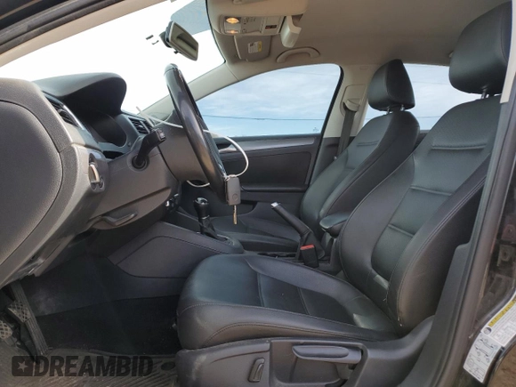 2014 Volkswagen Jetta TDI w/Premium with VIN 3VW3L7AJ7EM412700, listed as a Copart auction lot 82004544 with 157,399 mi miles and Salvage title. Bid and sale history available at DreamBid. Image 7.