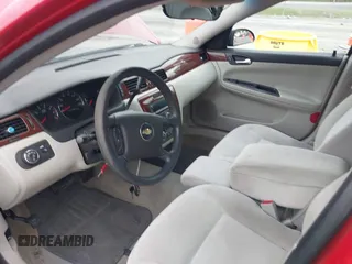 2008 Chevrolet Impala LT with VIN 2G1WT55N781250671, listed as a IAAI auction lot 42205708 with 171,362 mi miles and . Bid and sale history available at DreamBid. Image 5.