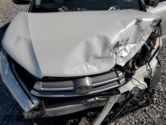 2018 Toyota Highlander LE with VIN 5TDZARFH4JS033748, listed as a Copart auction lot 55203825 with Not provided miles and Salvage title. Bid and sale history available at DreamBid. Image 11.