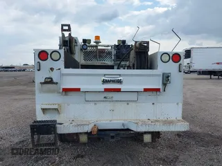 2014 Ford F-350 with VIN 1FT7X3B61EEA23424, listed as a IAAI auction lot 42034586 with 205,394 mi miles and . Bid and sale history available at DreamBid. Image 16.