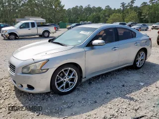 2010 Nissan Maxima SV z VIN 1N4AA5AP6AC829784, wystawiony jako Copart lot #57896405 z przebiegiem 167 219 mil mil oraz Szkoda całkowita • Salvage title. Historia ofert i sprzedaży dostępna na DreamBid. Obrazek 1.