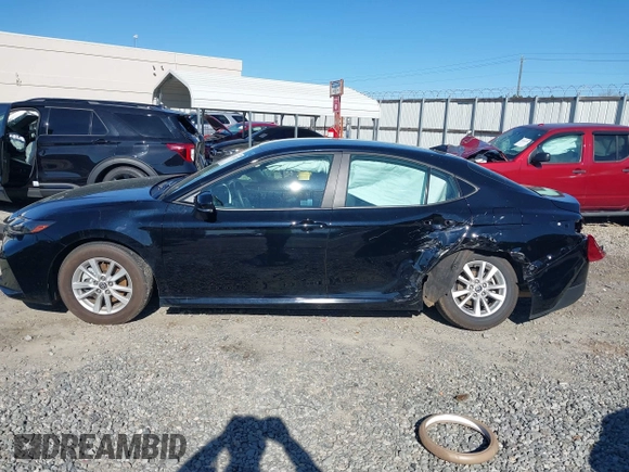2025 Toyota Camry LE with VIN 4T1DAACK5SU008670, listed as a IAAI auction lot 41821572 with 131,475 mi miles and . Bid and sale history available at DreamBid. Image 14.