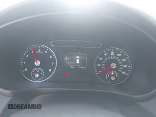 2016 Kia Sorento LX z VIN 5XYPGDA59GG025432, wystawiony jako IAAI lot #42064630 z przebiegiem 170 591 mil mil oraz . Historia ofert i sprzedaży dostępna na DreamBid. Obrazek 7.