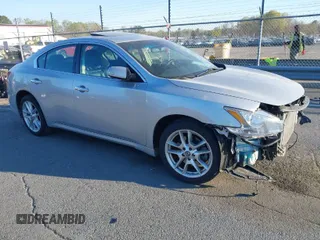 2010 Nissan Maxima 3.5 S with VIN 1N4AA5AP4AC819691, listed as a IAAI auction lot 41888437 with 84,998 mi miles. Bid and sale history available at carsss.com. Image 1.