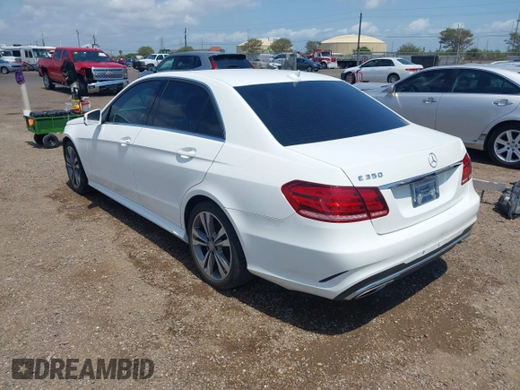 2014 Mercedes-Benz E 350 Sport с VIN WDDHF5KB8EA976807, выставлен на аукционе IAAI как лот 42315607 с пробегом 114 992 миль миль и . История ставок и продаж доступна на DreamBid. Изображение 3.