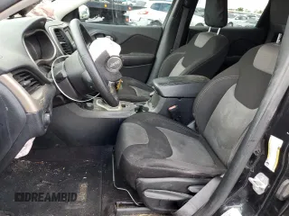 2016 Jeep Cherokee Sport z VIN 1C4PJMAB9GW175812, wystawiony jako Copart lot #58007925 z przebiegiem 118 315 mil mil oraz Szkoda całkowita • Salvage title. Historia ofert i sprzedaży dostępna na DreamBid. Obrazek 7.