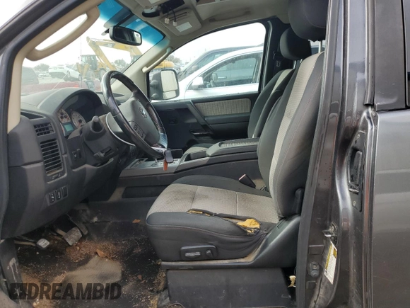 2008 Nissan Titan XE z VIN 1N6BA06C68N306381, wystawiony jako Copart lot #44445615 z przebiegiem 163 225 mil mil oraz Szkoda całkowita • Salvage title. Historia ofert i sprzedaży dostępna na DreamBid. Obrazek 7.