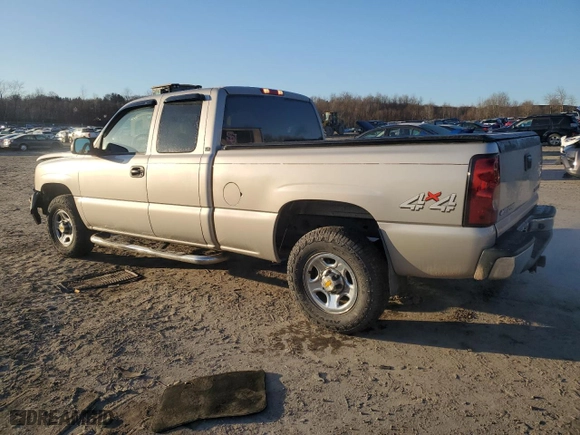 2004 Chevrolet Silverado 1500 LS with VIN 2GCEK19V441120544, listed as a Copart auction lot 48036395 with 209,971 mi miles and Salvage Title. Bid and sale history available at carsss.com. Image 2.