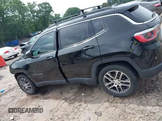2019 Jeep Compass Altitude с VIN 3C4NJCBB7KT832430, выставлен на аукционе IAAI как лот 42319691 с пробегом 87 468 миль миль и . История ставок и продаж доступна на DreamBid. Изображение 15.