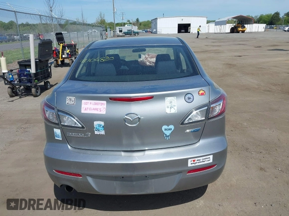 2012 Mazda 3 i Touring with VIN JM1BL1V85C1623374, listed as a IAAI auction lot 42106820 with 117,262 mi miles and . Bid and sale history available at carsss.com. Image 16.