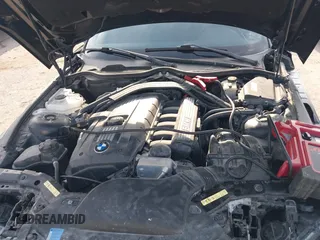 2011 BMW Z4 sDrive30i z VIN WBALM5C51BE378899, wystawiony jako IAAI lot #42407309 z przebiegiem Nie podano mil oraz . Historia ofert i sprzedaży dostępna na DreamBid. Obrazek 10.