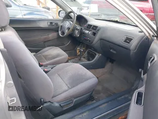 1998 Honda Civic DX with VIN 1HGEJ6221WL134982, listed as a IAAI auction lot 41904339 with 245,496 mi miles. Bid and sale history available at carsss.com. Image 5.