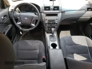 2012 Ford Fusion SE z VIN 3FAHP0HA1CR240275, wystawiony jako Copart lot #54240545 z przebiegiem 279 950 mil mil oraz Szkoda całkowita • Salvage title. Historia ofert i sprzedaży dostępna na DreamBid. Obrazek 8.