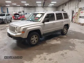 2011 Jeep Patriot Latitude с VIN 1J4NF1GB9BD266334, выставлен на аукционе IAAI как лот 42209910 с пробегом 98 442 миль миль и . История ставок и продаж доступна на DreamBid. Изображение 2.