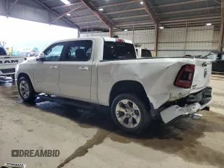 2019 Ram 1500 Big Horn z VIN 1C6RREFT5KN684441, wystawiony jako Copart lot #56464695 z przebiegiem 94 403 mil mil oraz Szkoda całkowita • Salvage title. Historia ofert i sprzedaży dostępna na DreamBid. Obrazek 2.