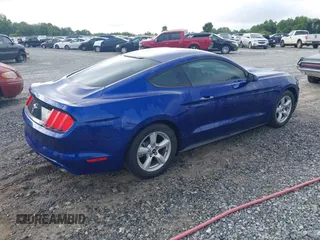 2015 Ford Mustang V6 z VIN 1FA6P8AM6F5411572, wystawiony jako IAAI lot #42377268 z przebiegiem 56 049 mil mil oraz . Historia ofert i sprzedaży dostępna na DreamBid. Obrazek 4.