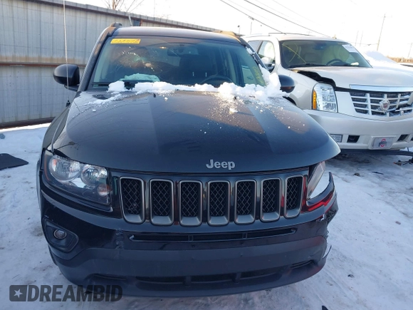 2016 Jeep Compass Sport z VIN 1C4NJCBA2GD738072, wystawiony jako IAAI lot #41328331 z przebiegiem 105 402 mil mil oraz . Historia ofert i sprzedaży dostępna na DreamBid. Obrazek 12.